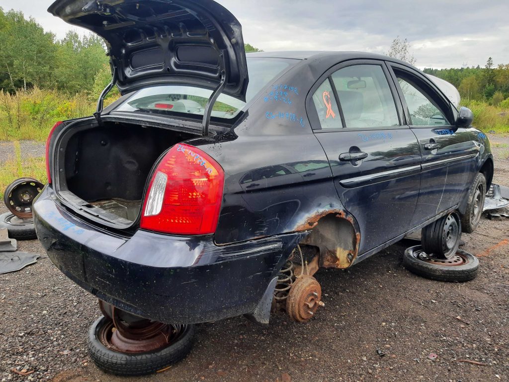 HYUNDAI ACCENT 2010