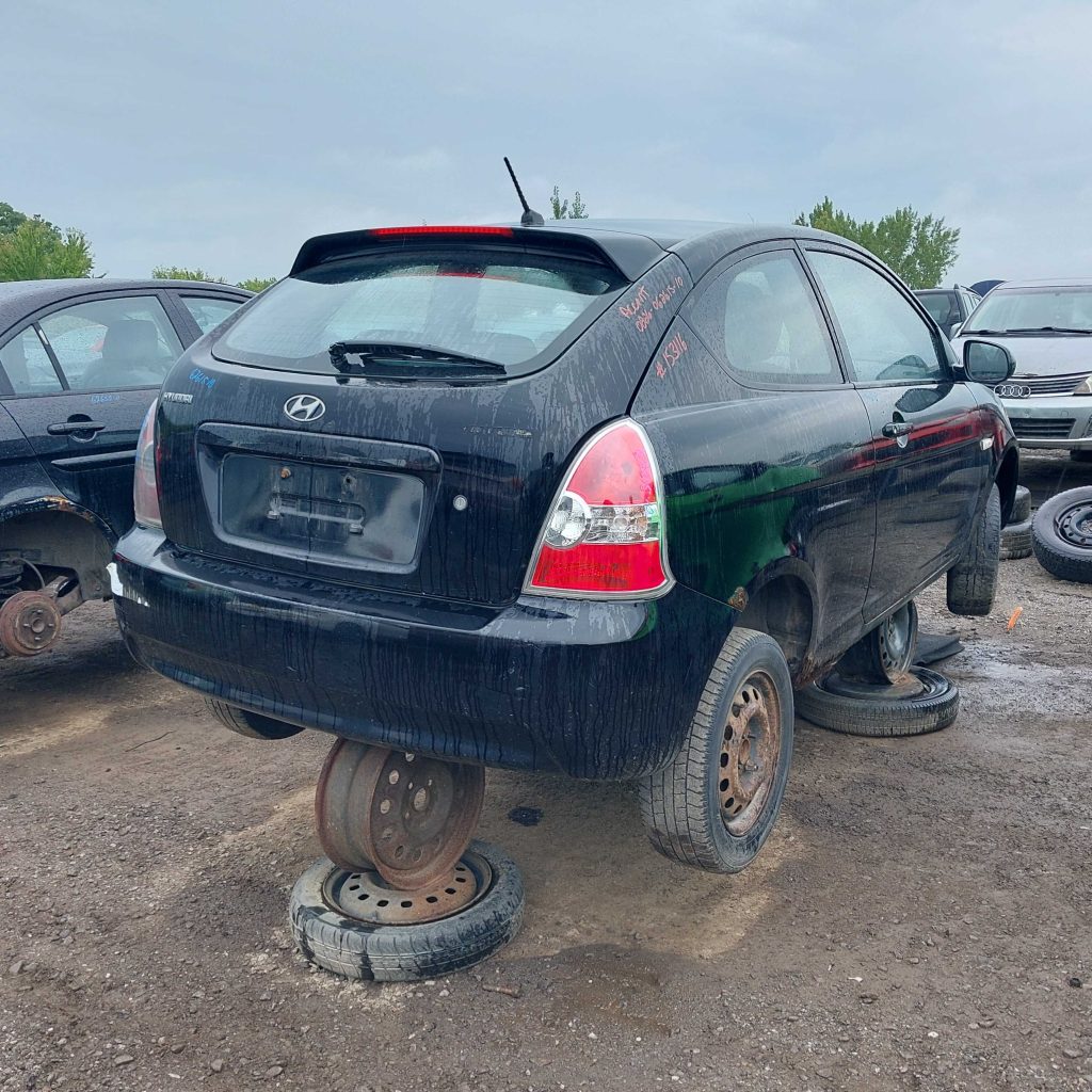 HYUNDAI ACCENT 2010