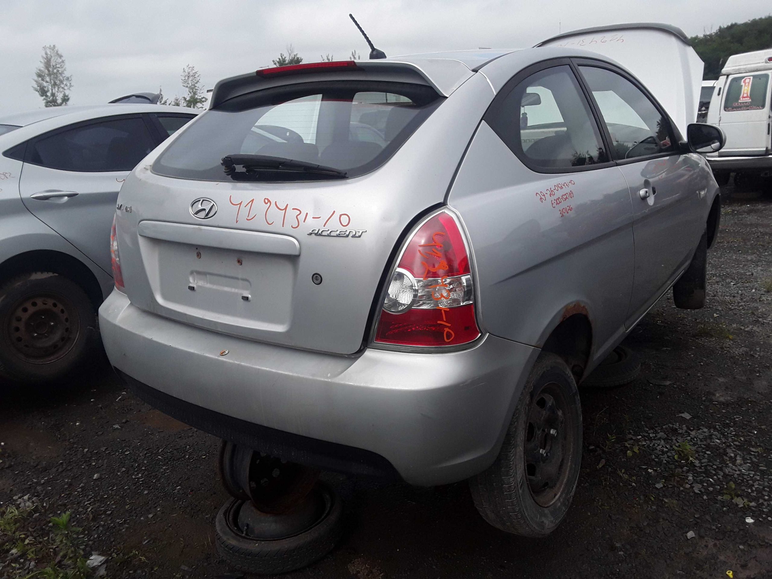 HYUNDAI ACCENT 2010