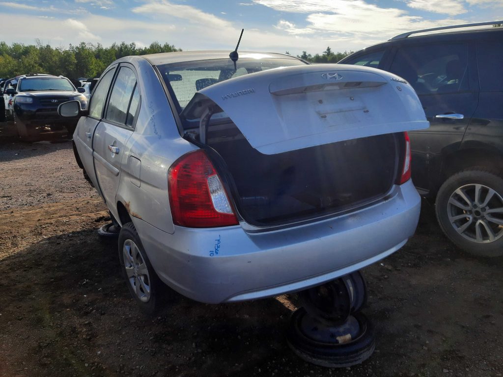 HYUNDAI ACCENT 2010