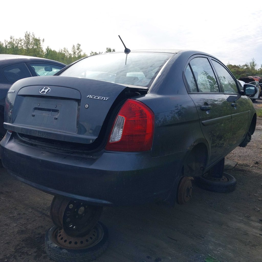 HYUNDAI ACCENT 2010