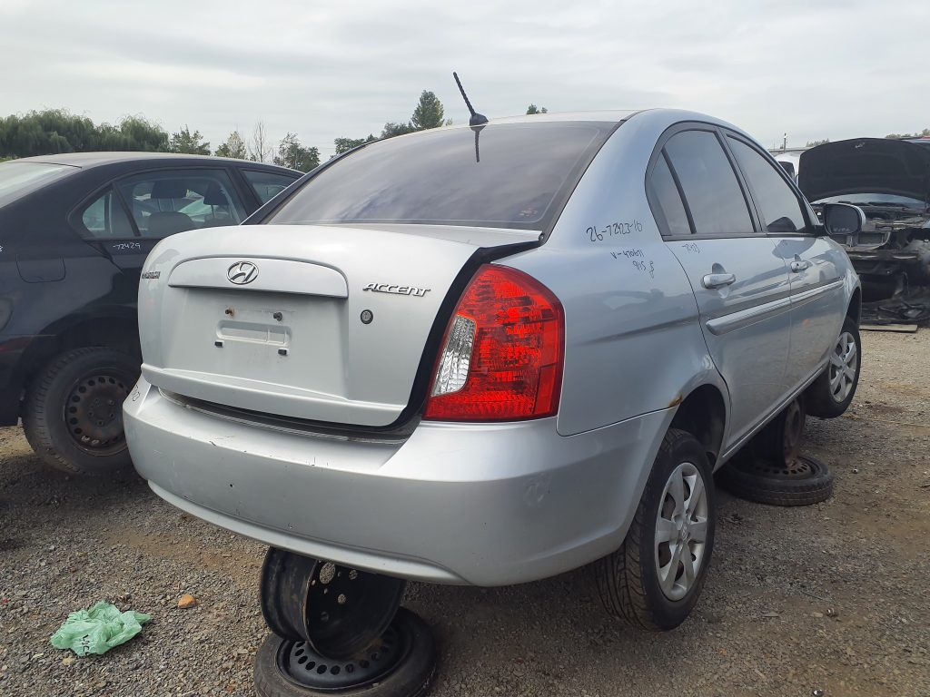 HYUNDAI ACCENT 2010