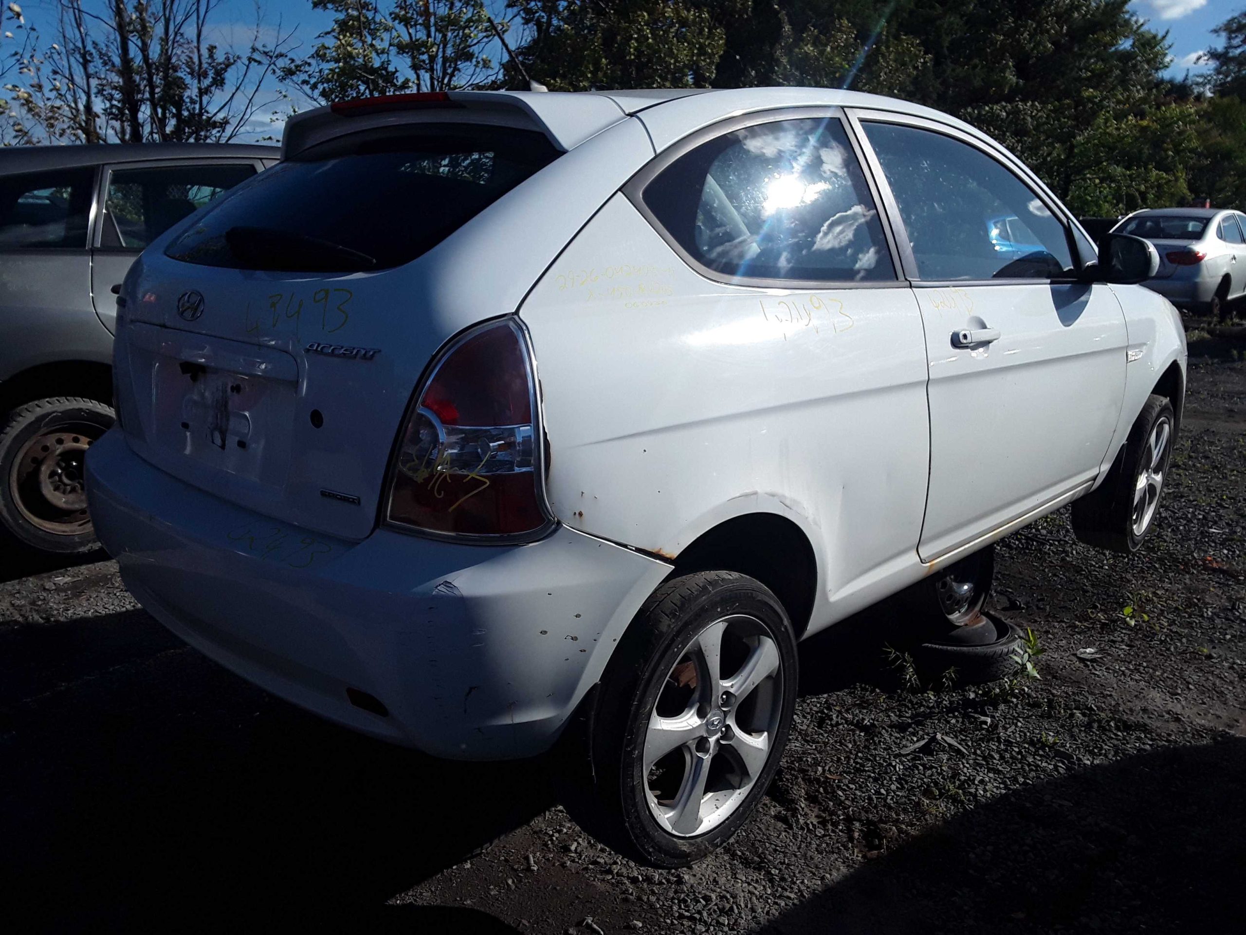 HYUNDAI ACCENT 2011