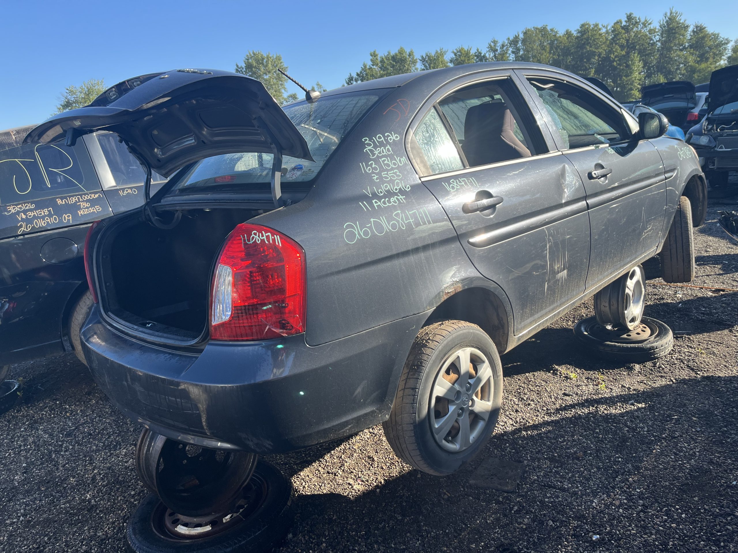 HYUNDAI ACCENT 2011