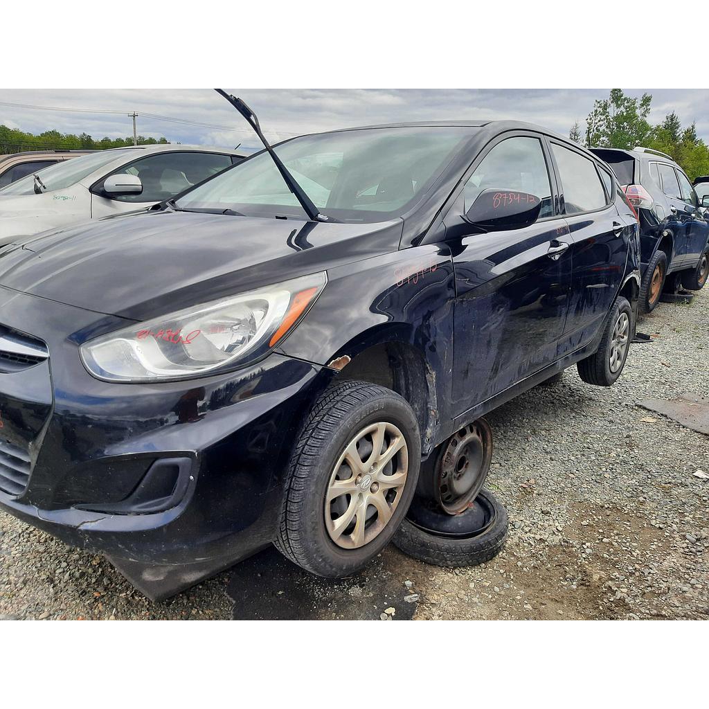 HYUNDAI ACCENT 2012