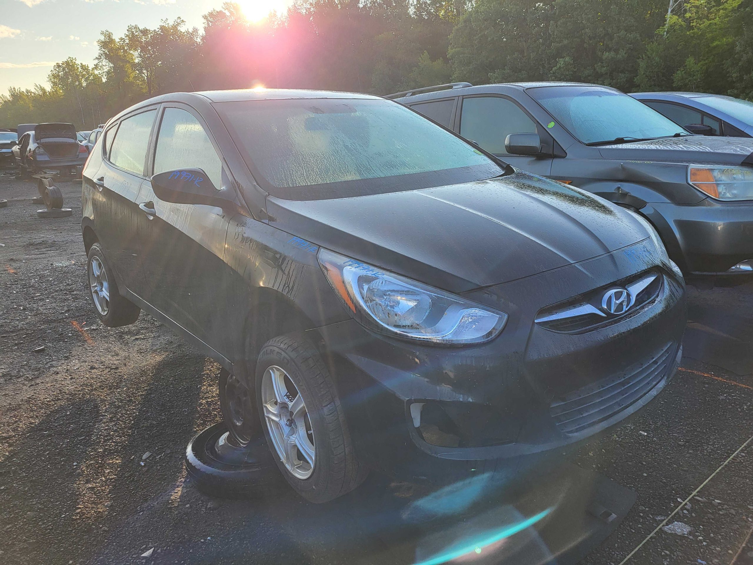 HYUNDAI ACCENT 2012