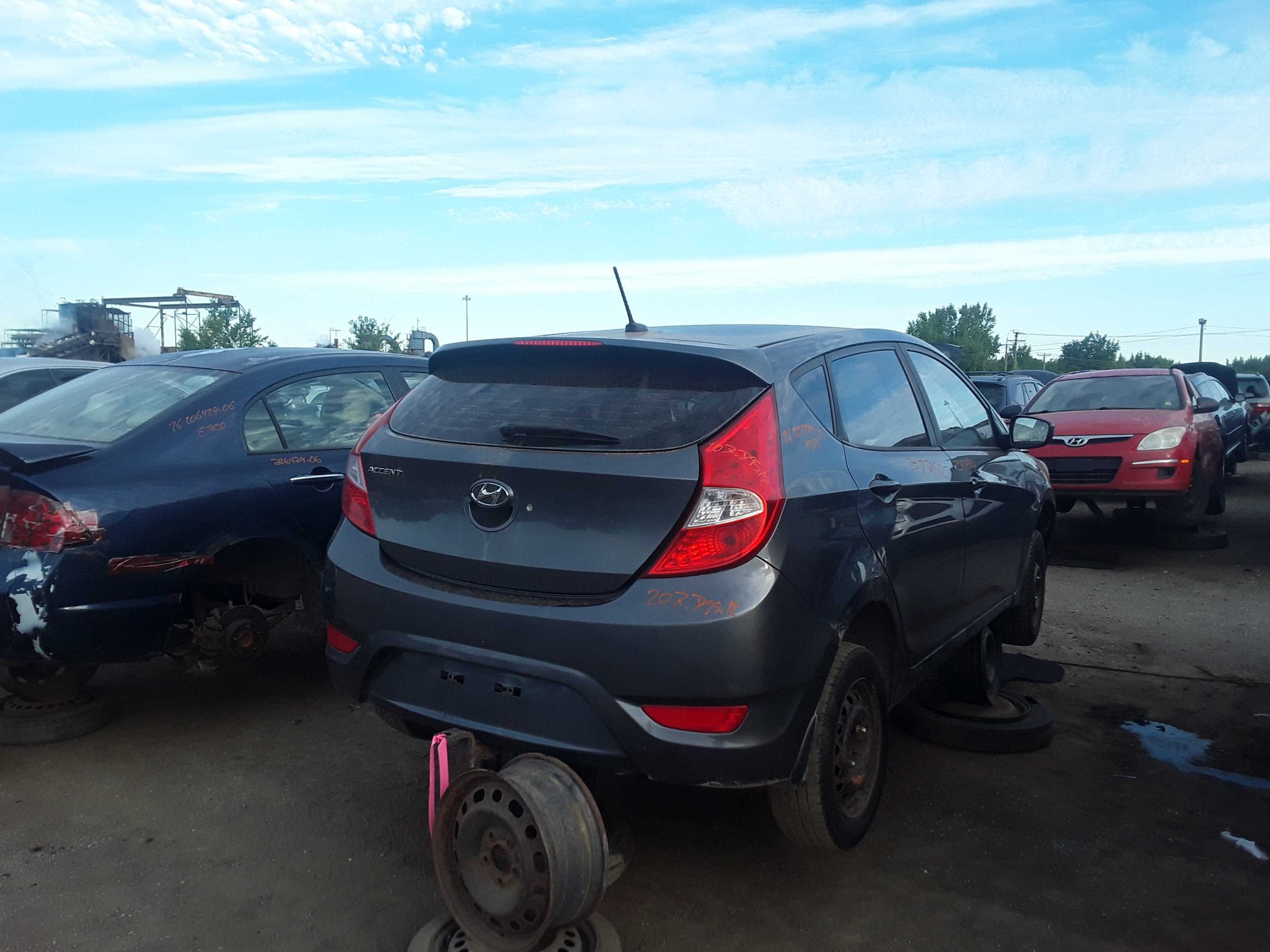 HYUNDAI ACCENT 2012
