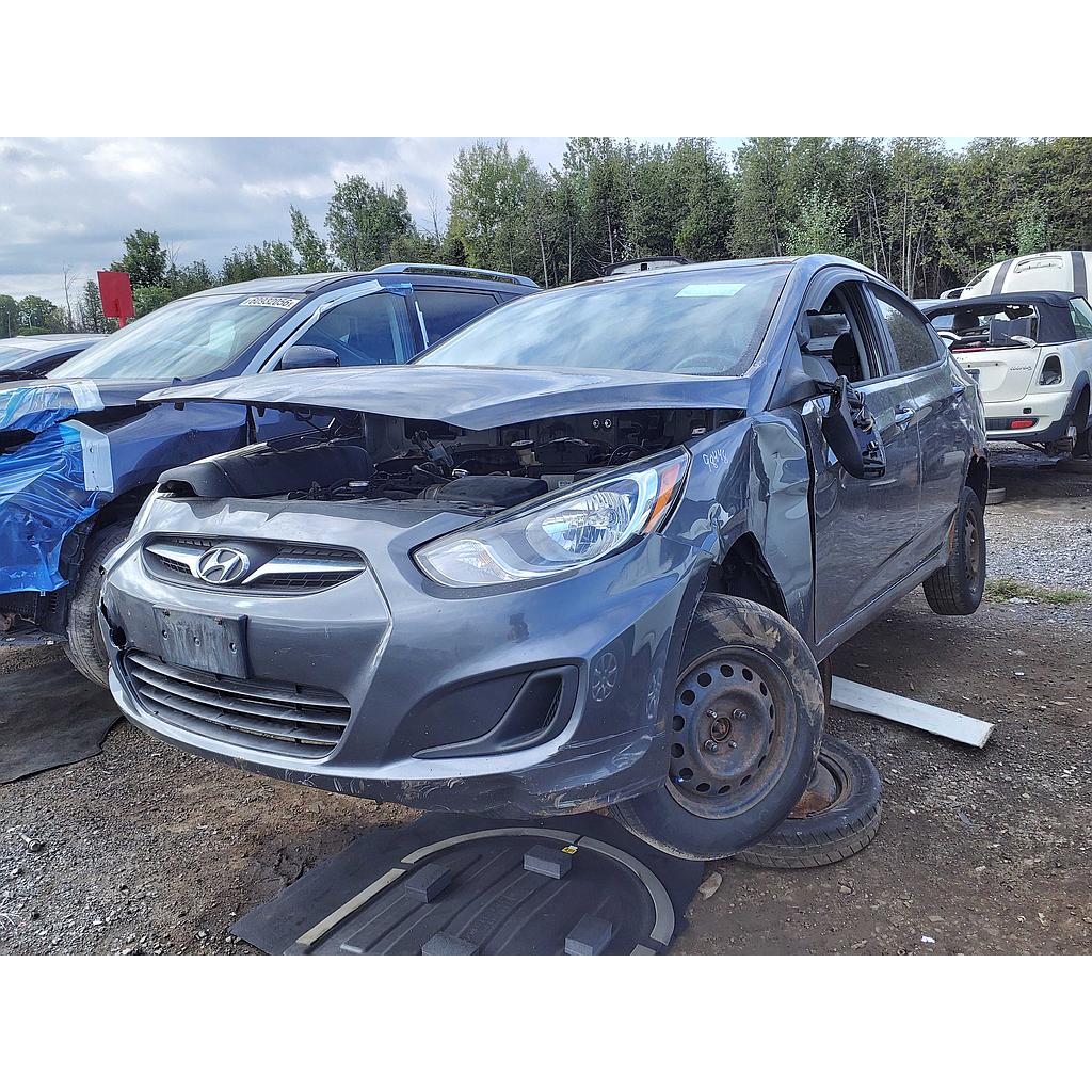 HYUNDAI ACCENT 2012