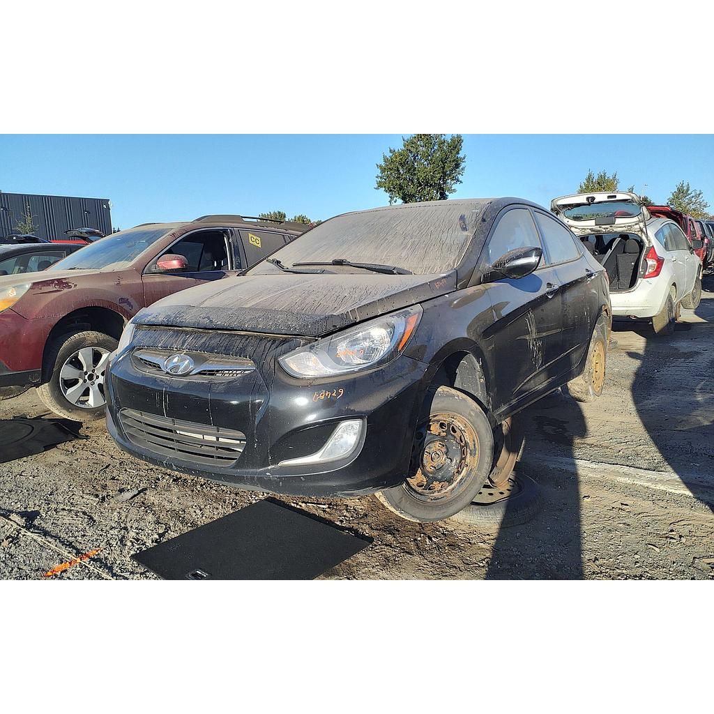 HYUNDAI ACCENT 2012