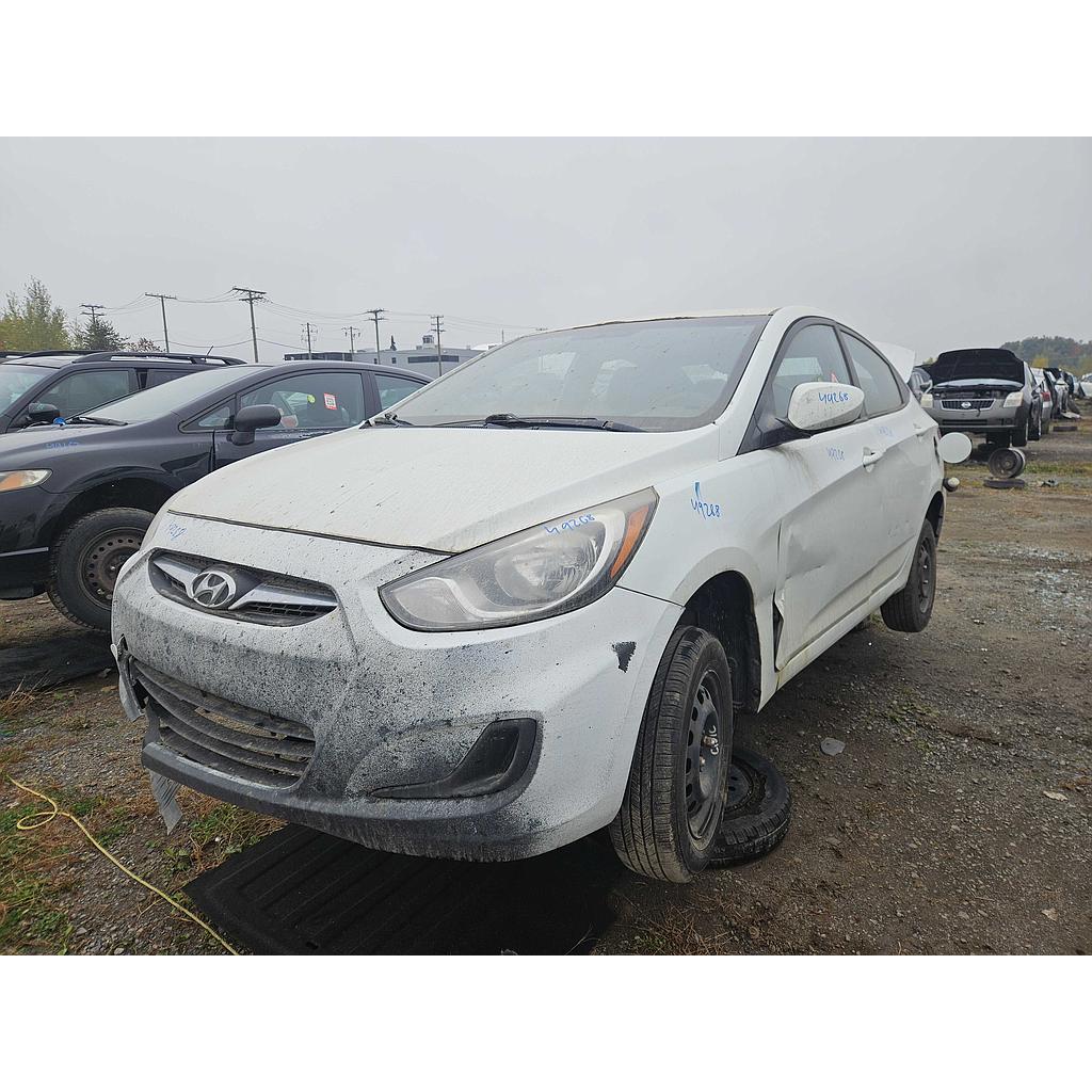HYUNDAI ACCENT 2012