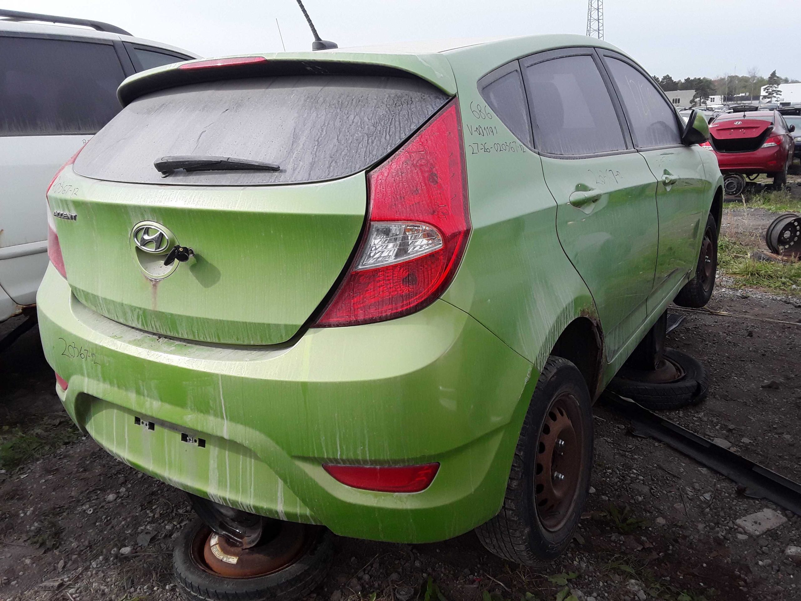 HYUNDAI ACCENT 2012