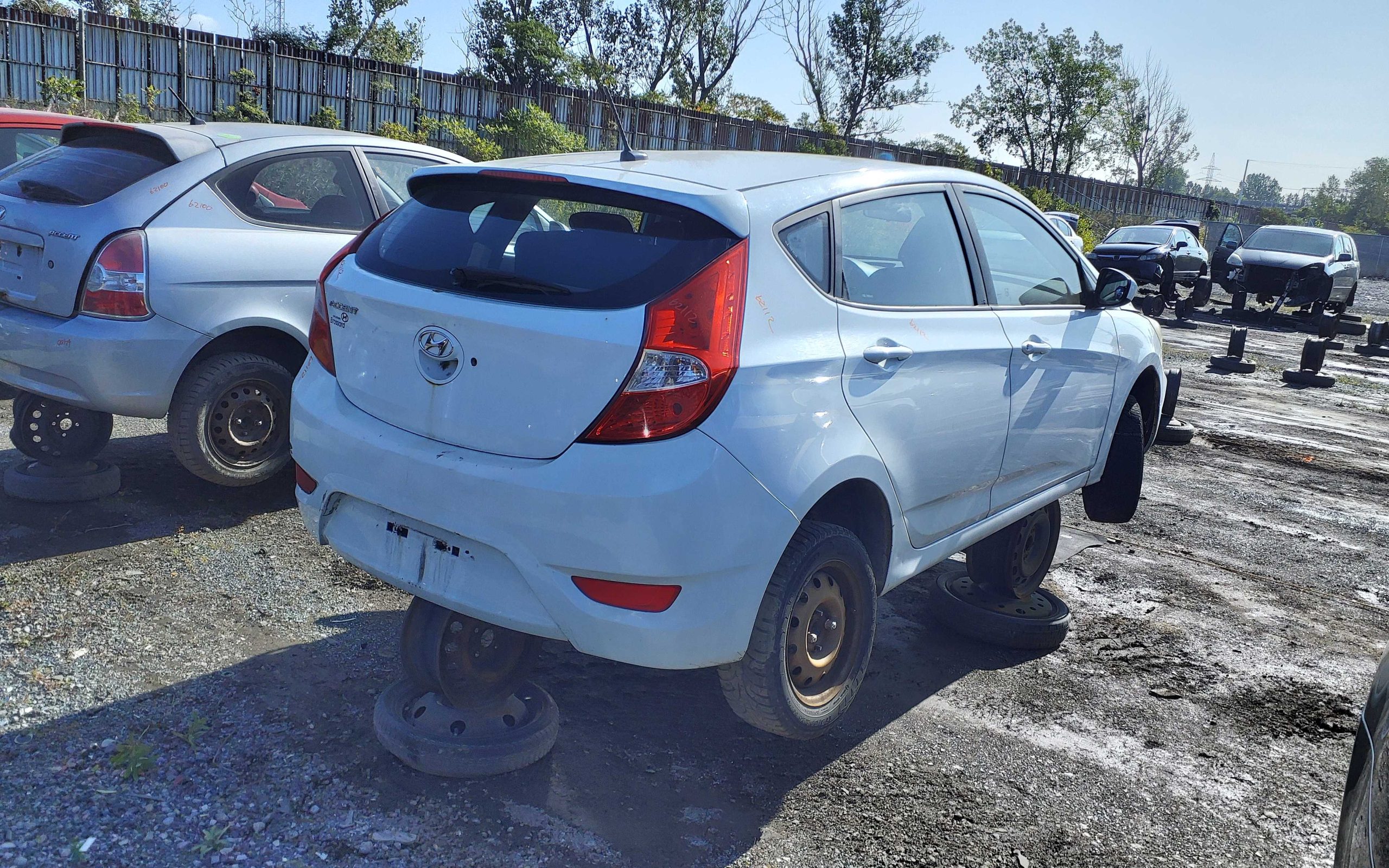 HYUNDAI ACCENT 2013