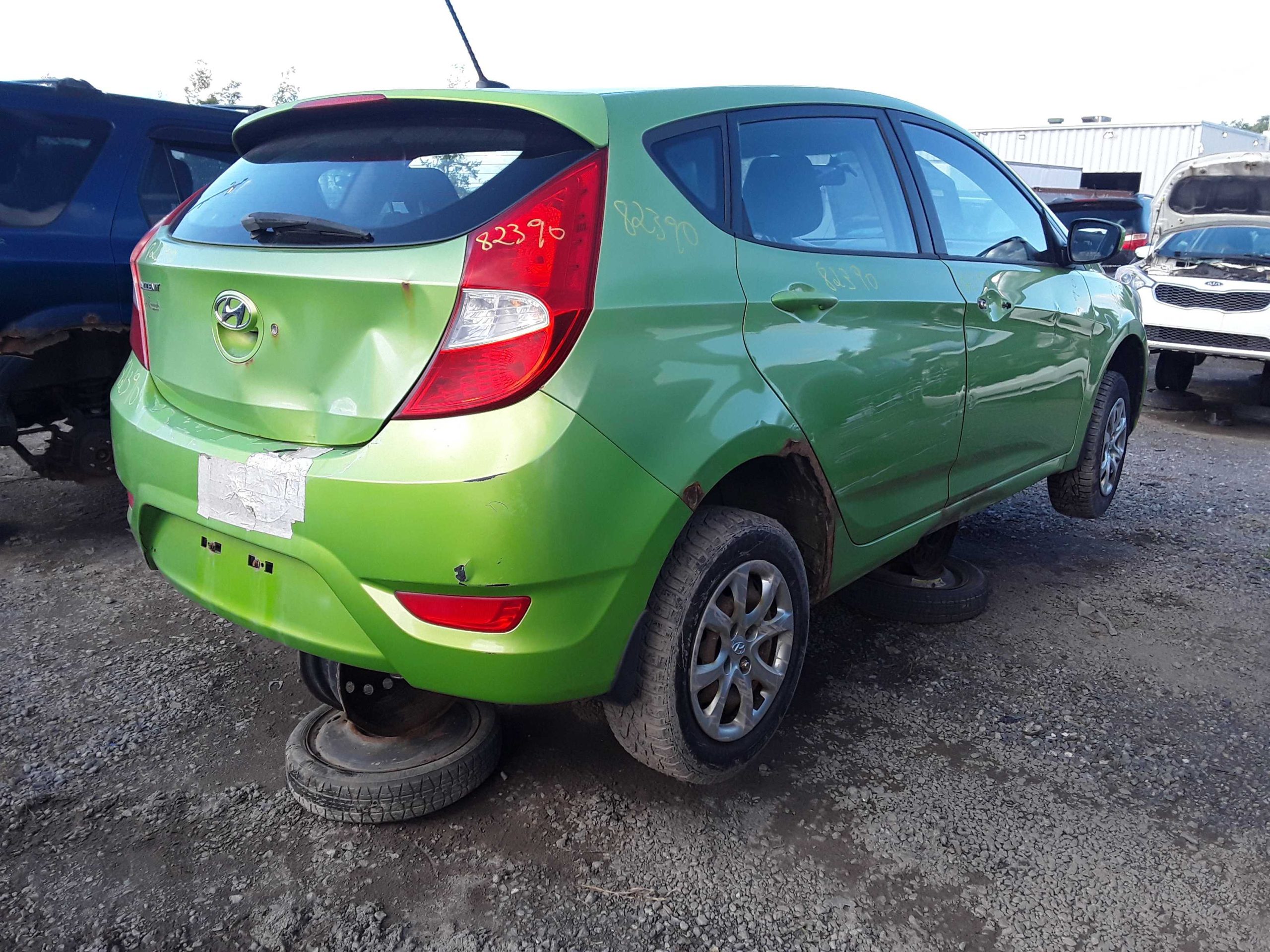 HYUNDAI ACCENT 2013