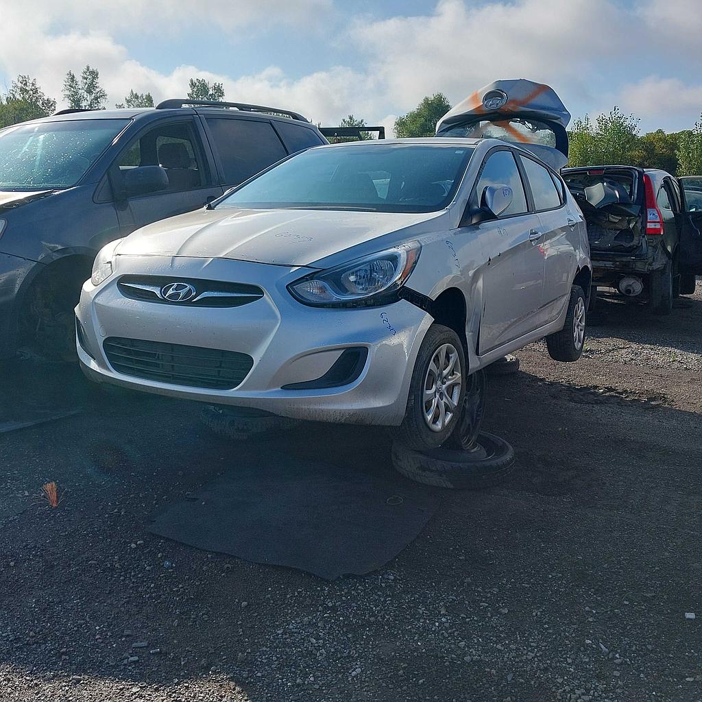 HYUNDAI ACCENT 2013