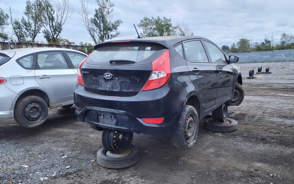 HYUNDAI ACCENT 2013
