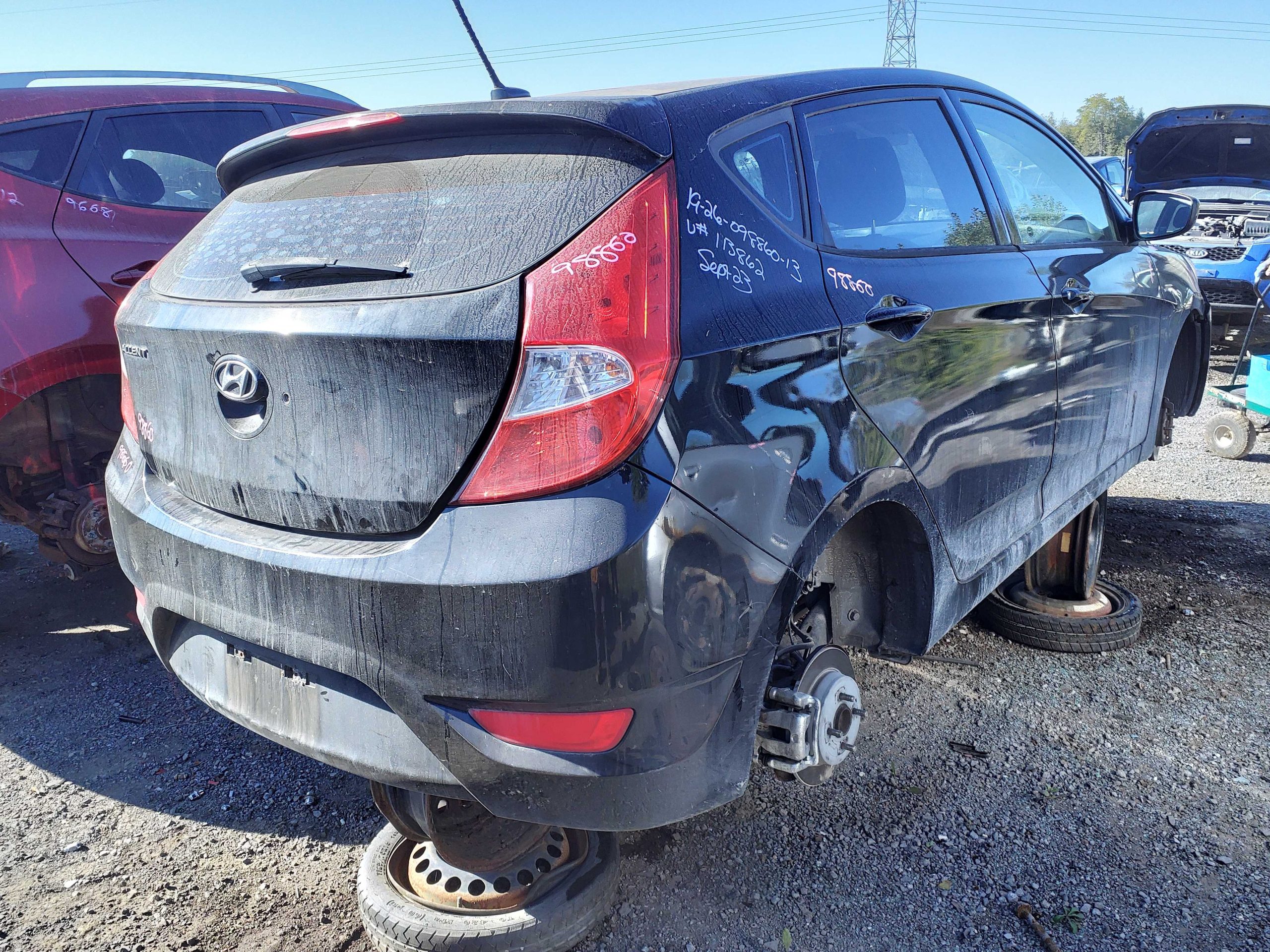 HYUNDAI ACCENT 2013