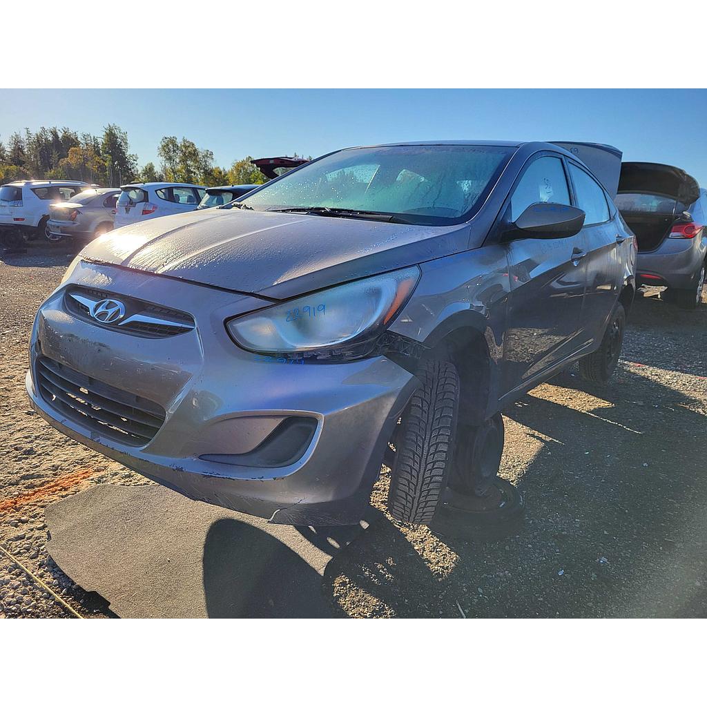 HYUNDAI ACCENT 2013