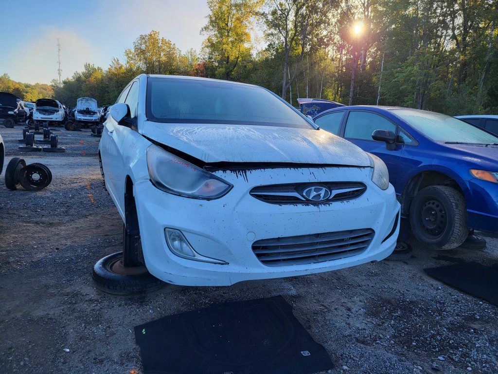 HYUNDAI ACCENT 2013