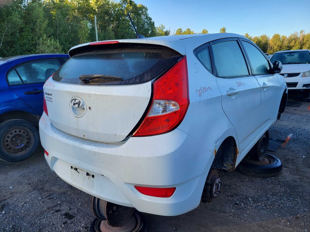 HYUNDAI ACCENT 2013