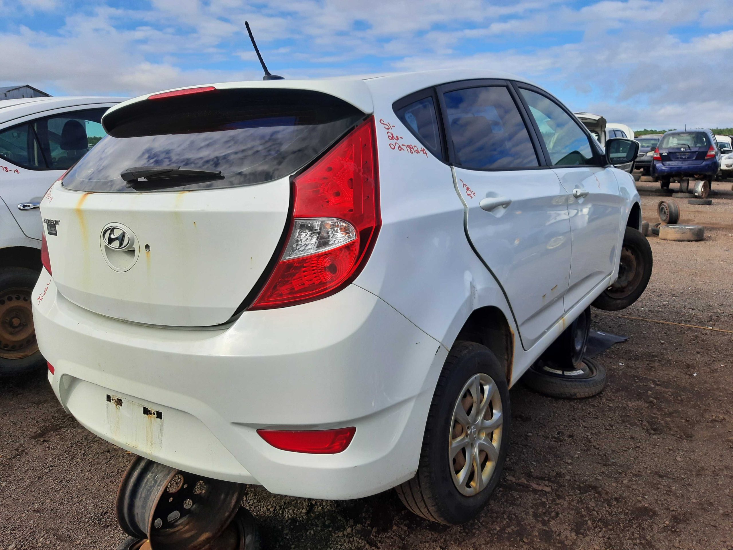 HYUNDAI ACCENT 2014