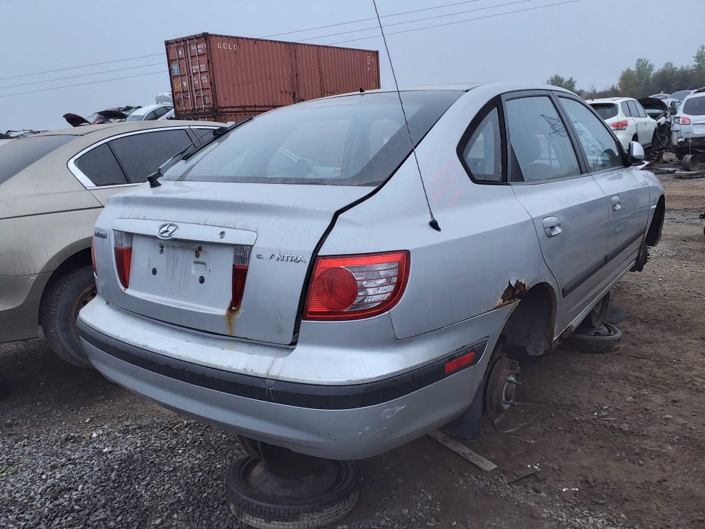 HYUNDAI ELANTRA 2005