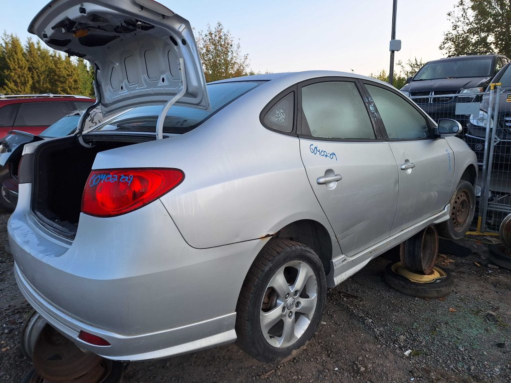 HYUNDAI ELANTRA 2009