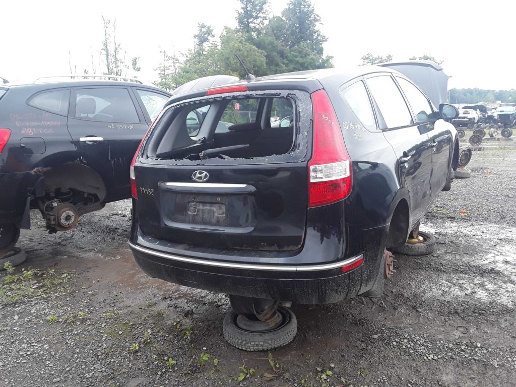 HYUNDAI ELANTRA 2011