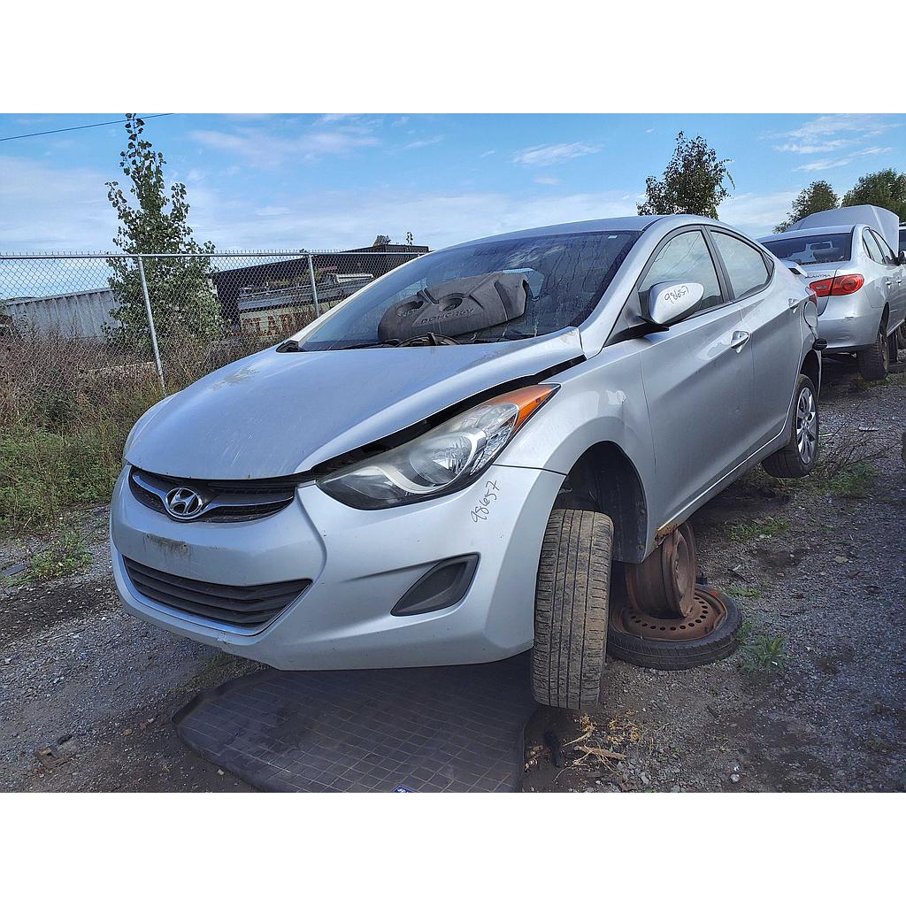 HYUNDAI ELANTRA 2011