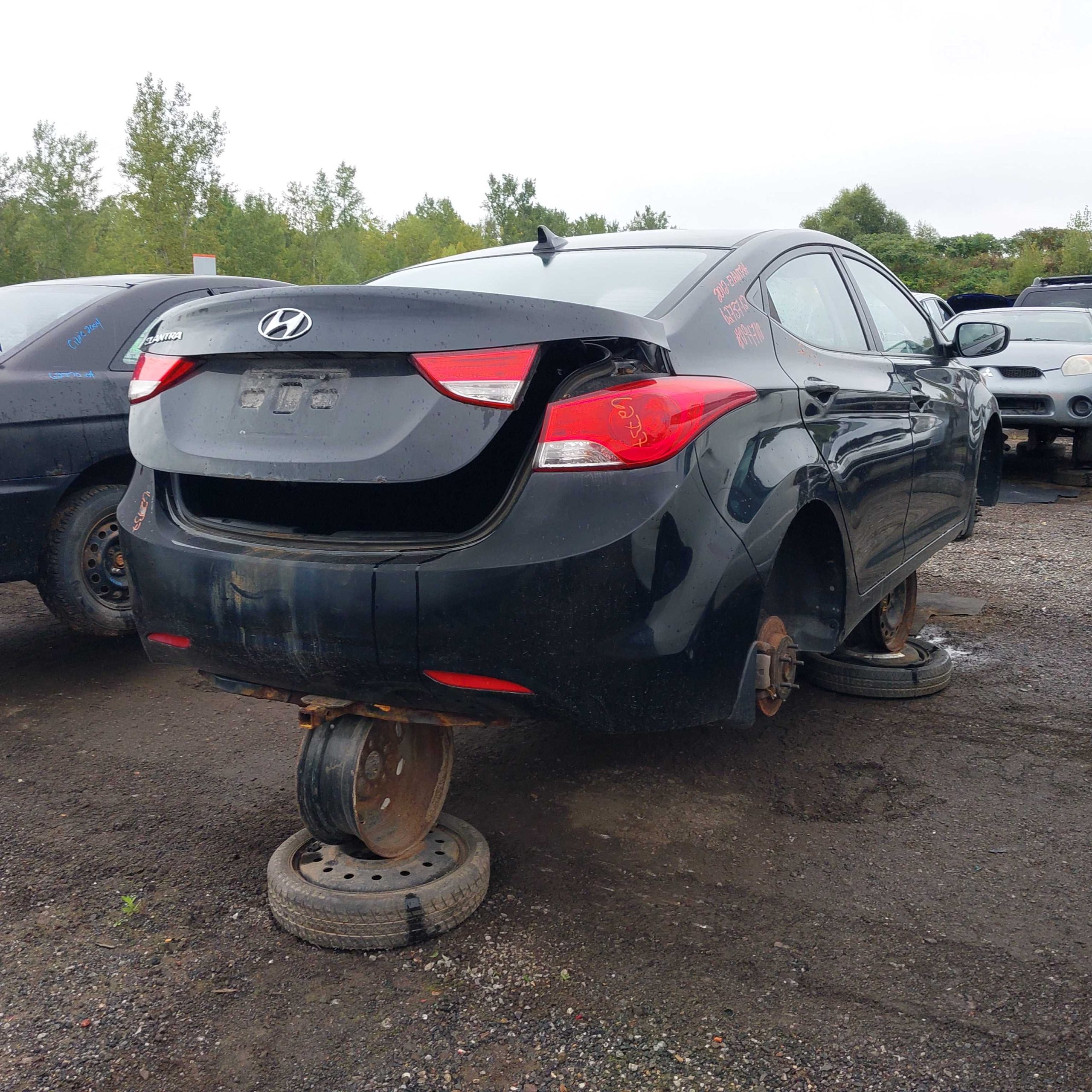 HYUNDAI ELANTRA 2012