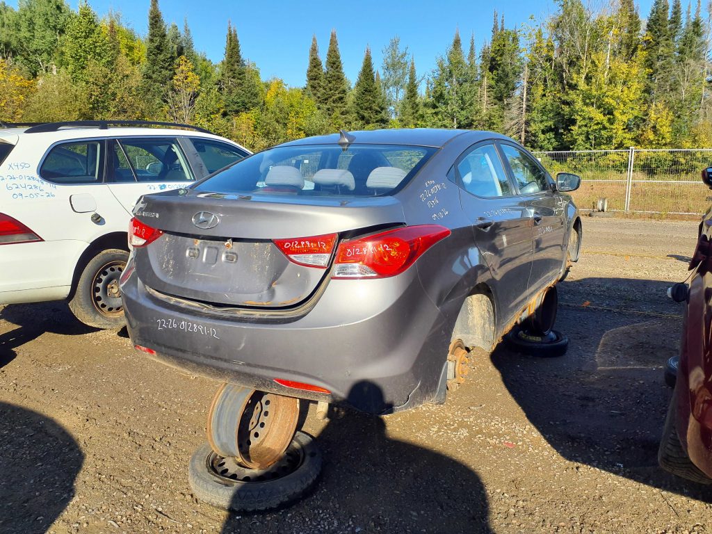 HYUNDAI ELANTRA 2012