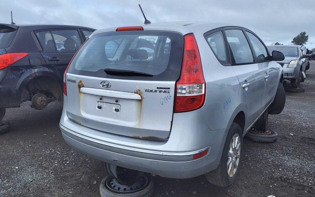 HYUNDAI ELANTRA 2012