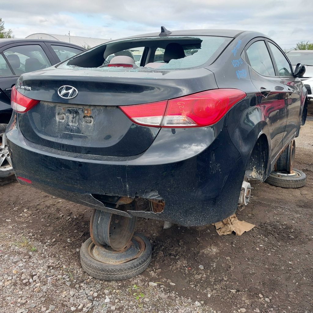 HYUNDAI ELANTRA 2012