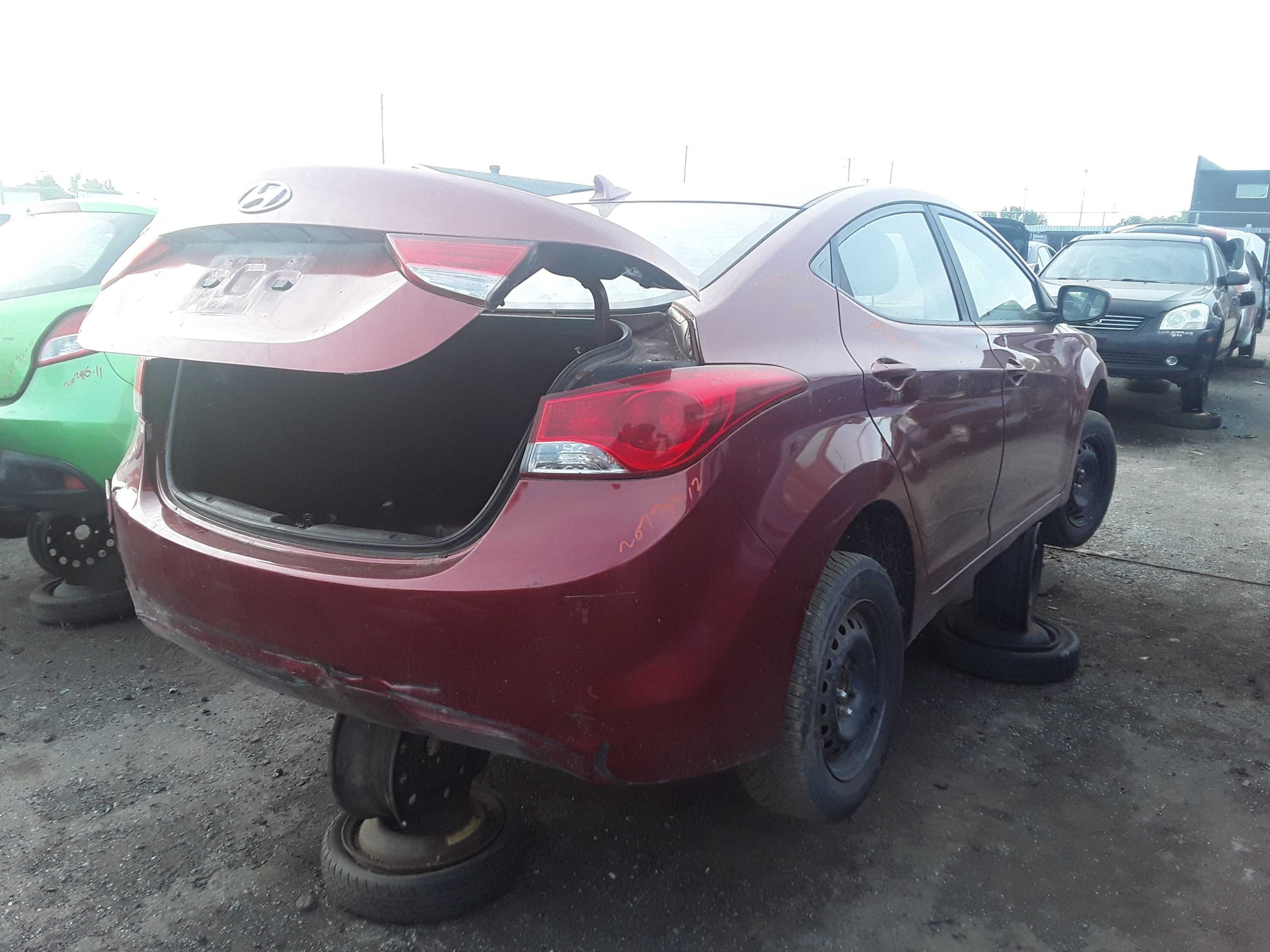 HYUNDAI ELANTRA 2012