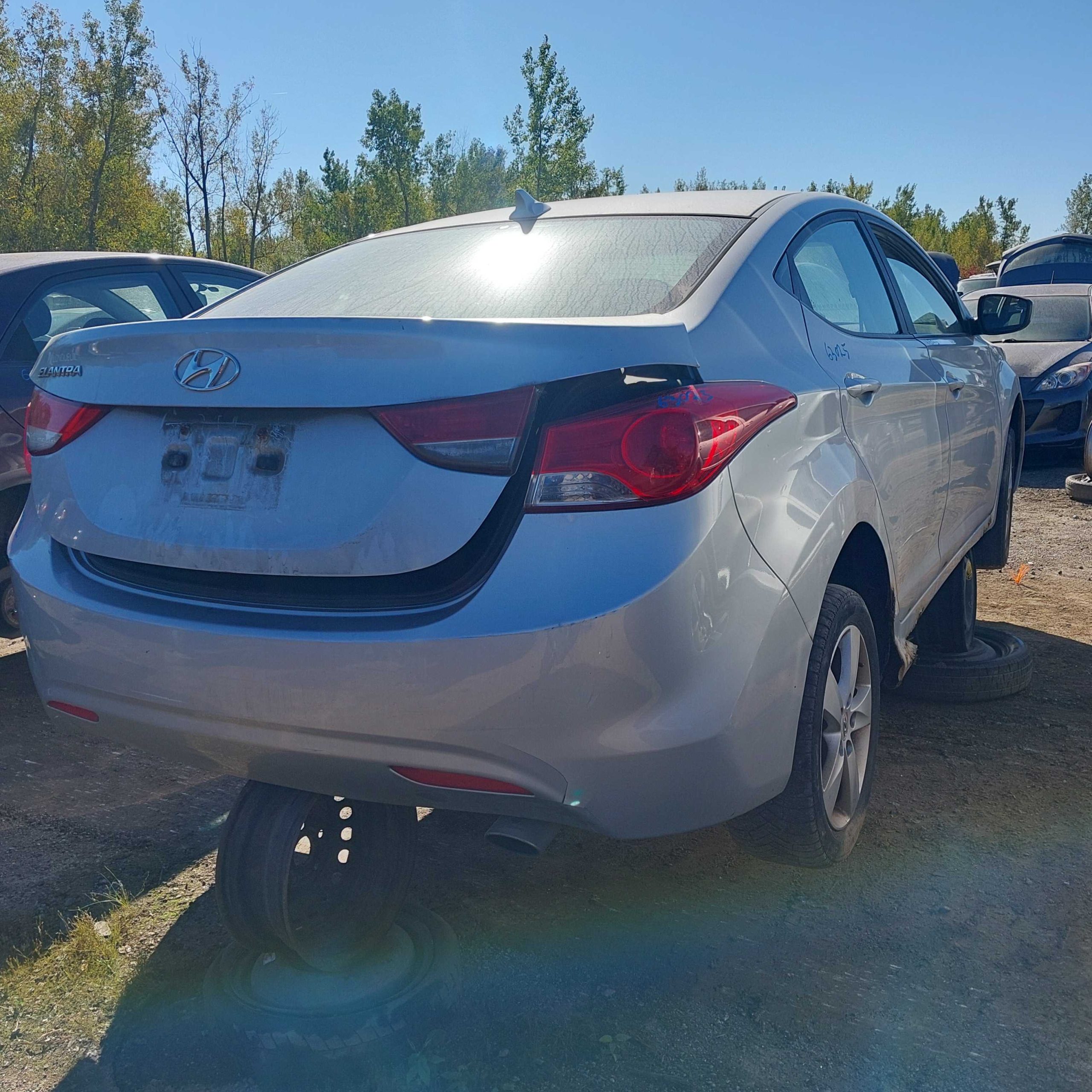 HYUNDAI ELANTRA 2012