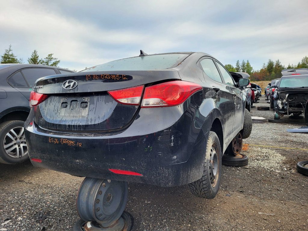 HYUNDAI ELANTRA 2012
