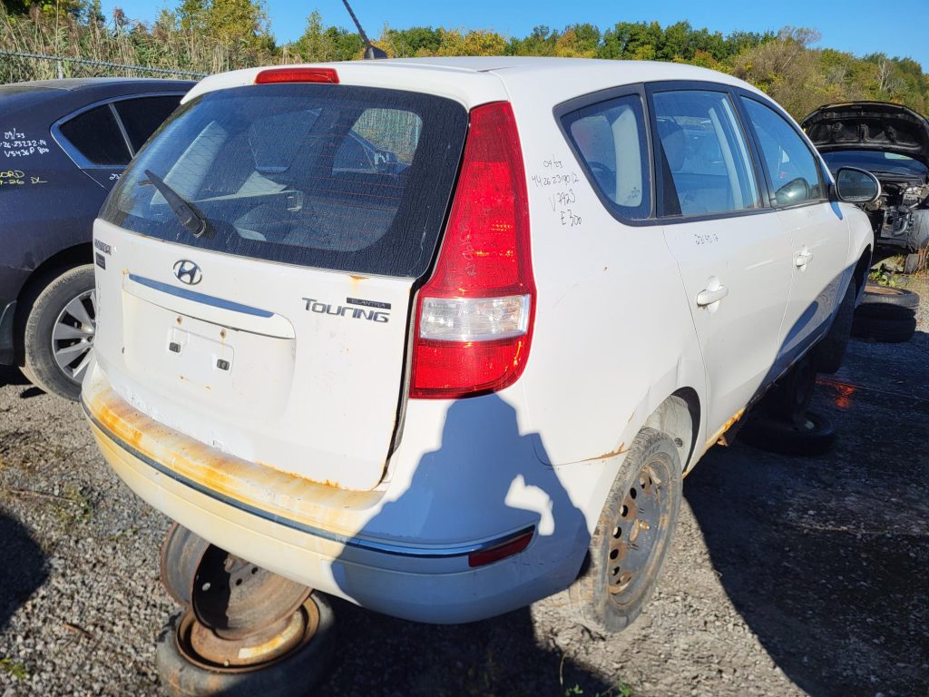 HYUNDAI ELANTRA 2012