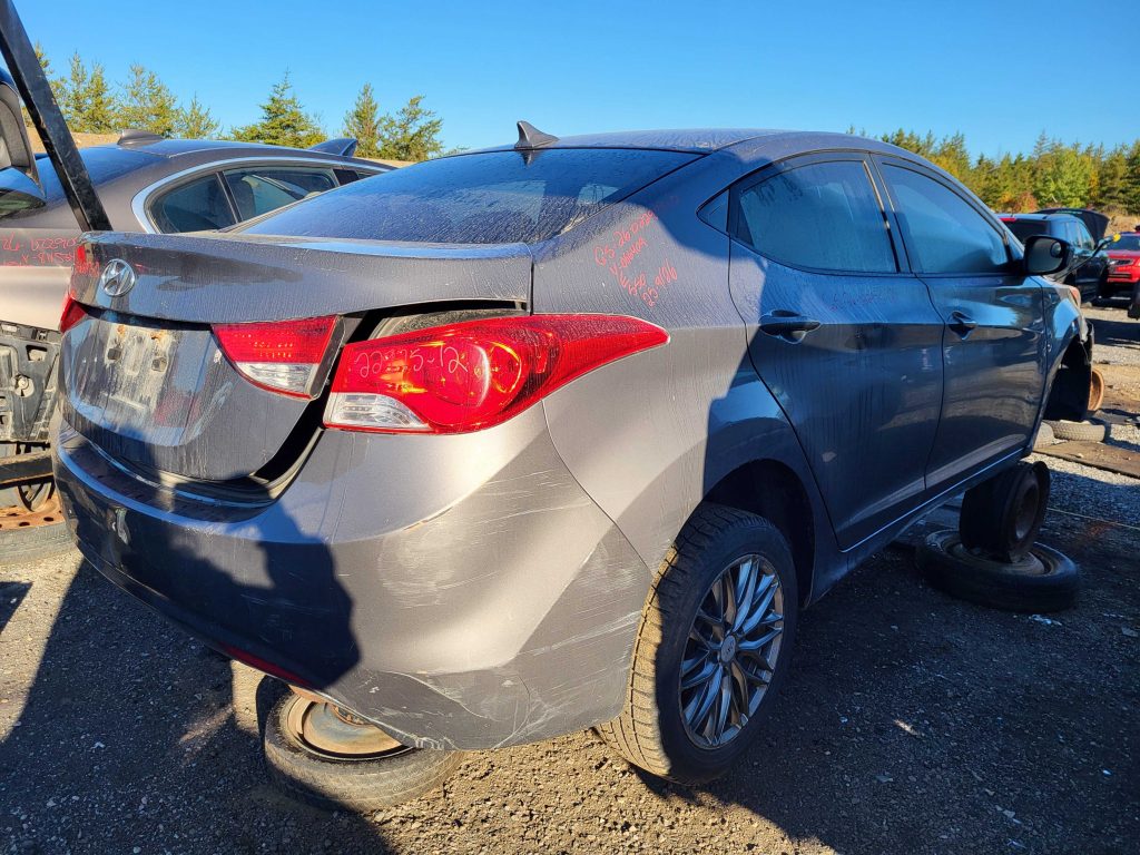 HYUNDAI ELANTRA 2012