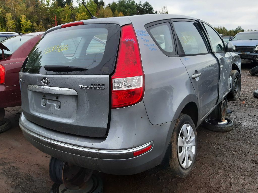 HYUNDAI ELANTRA 2012