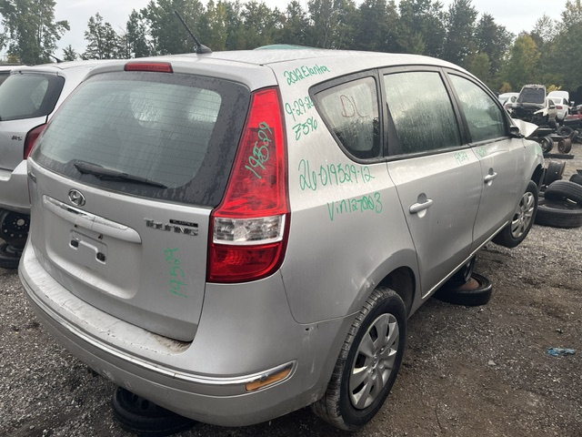 HYUNDAI ELANTRA 2012