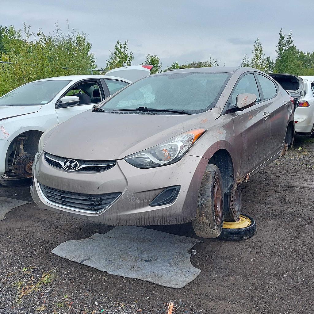 HYUNDAI ELANTRA 2013