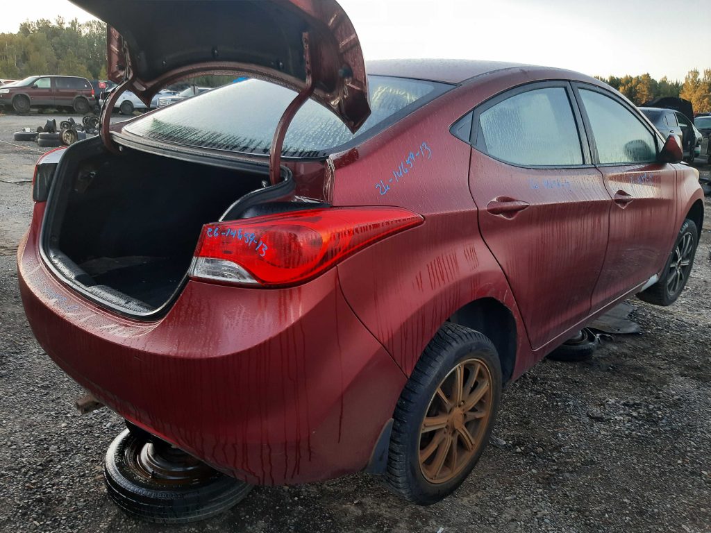 HYUNDAI ELANTRA 2013