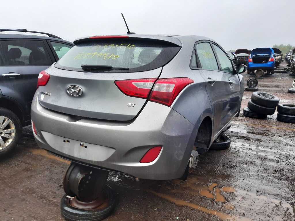 HYUNDAI ELANTRA 2013