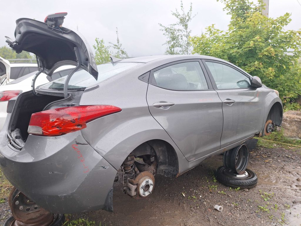 HYUNDAI ELANTRA 2013