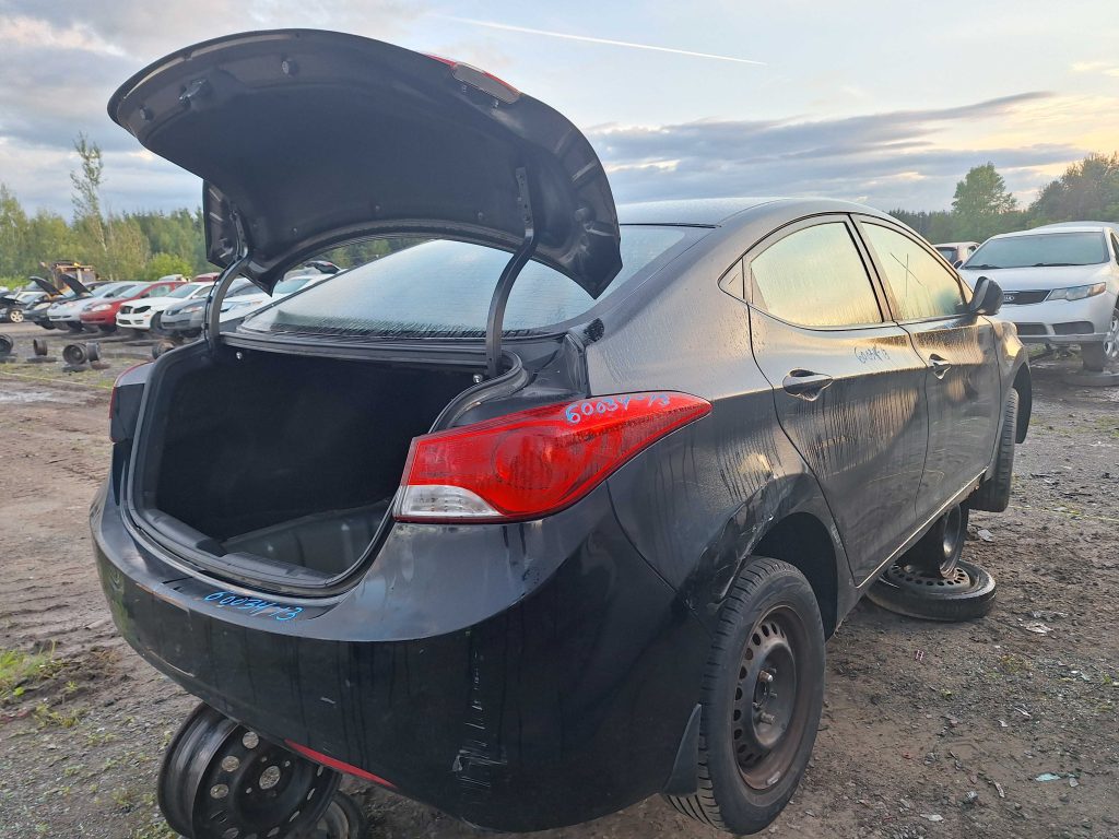 HYUNDAI ELANTRA 2013