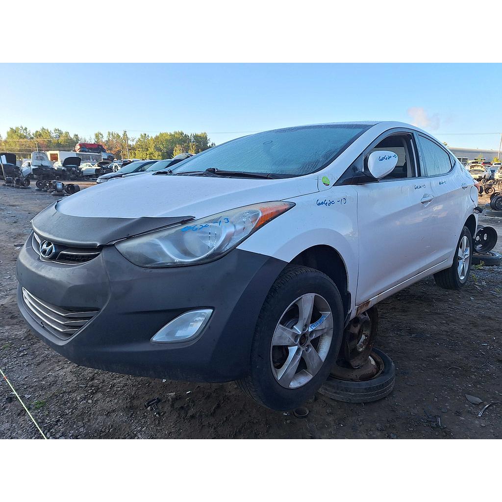 HYUNDAI ELANTRA 2013