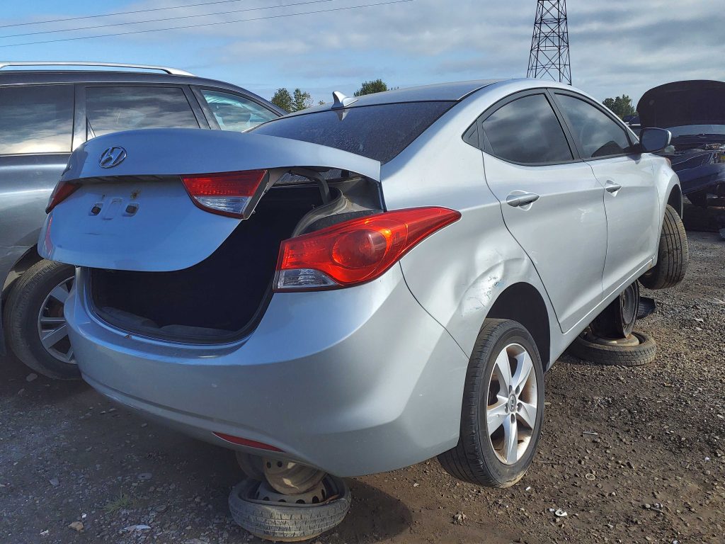 HYUNDAI ELANTRA 2013