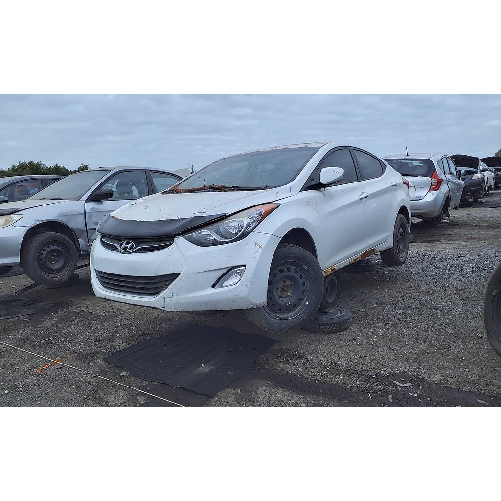 HYUNDAI ELANTRA 2013