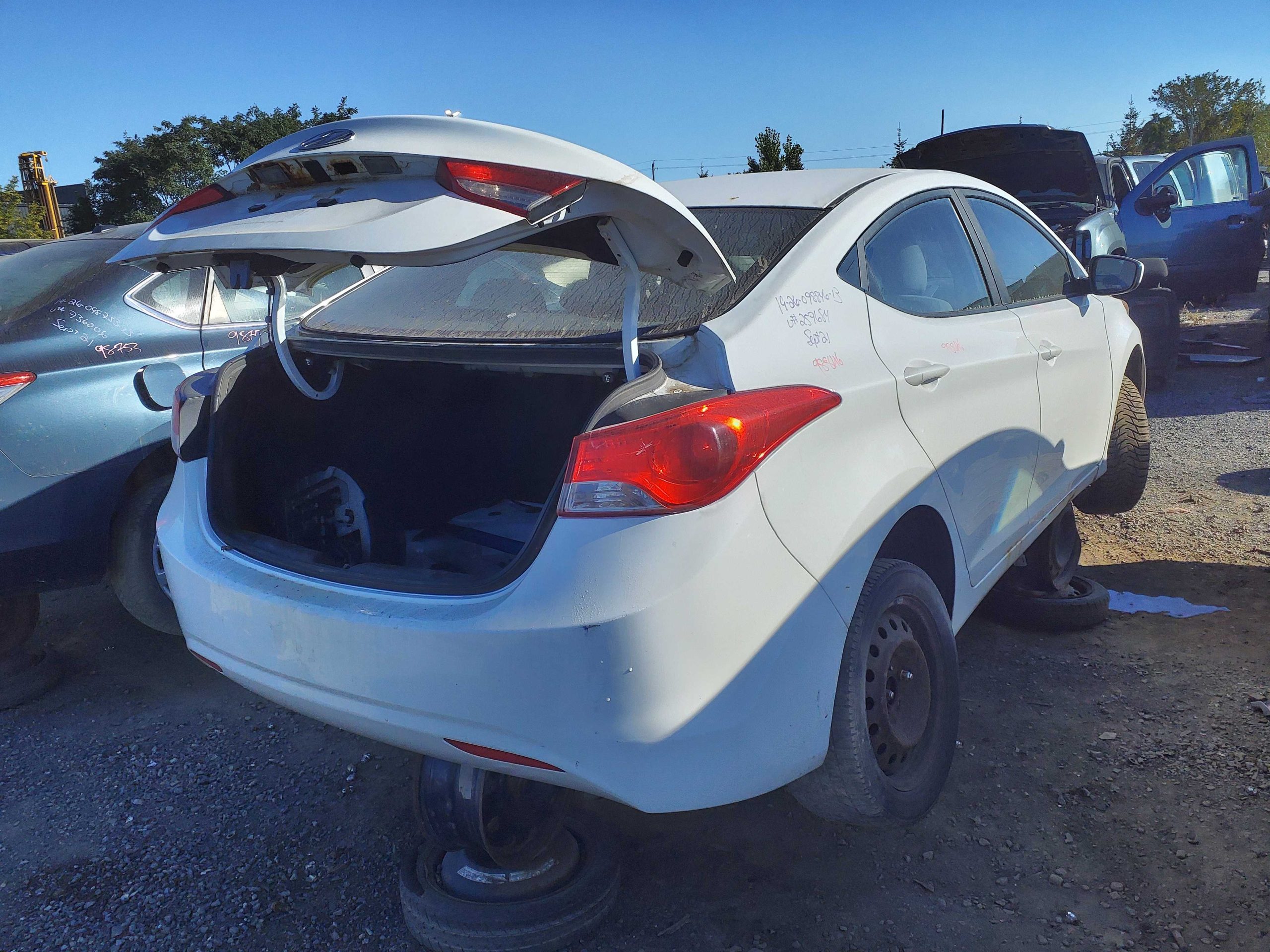 HYUNDAI ELANTRA 2013