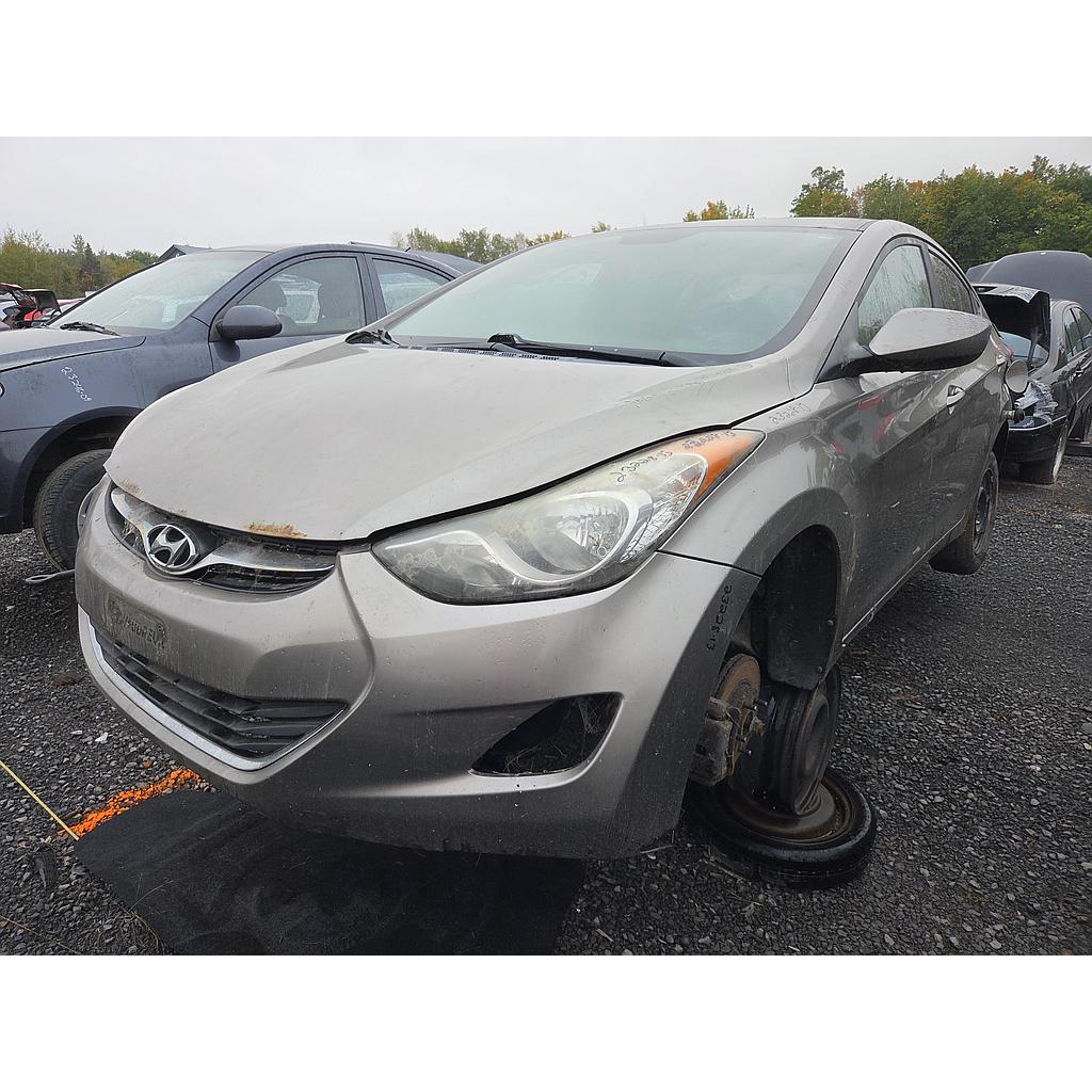 HYUNDAI ELANTRA 2013