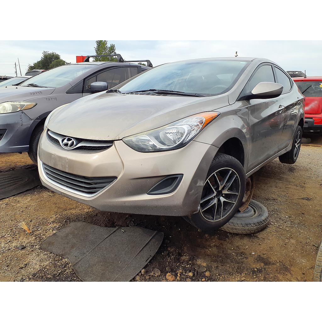 HYUNDAI ELANTRA 2013